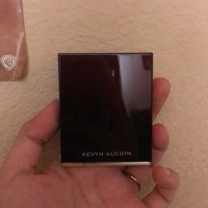 Kevyn Aucoin Powder Foundation